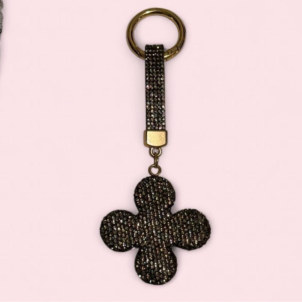 Elegant Black and Gold clover Keychain or bag charm